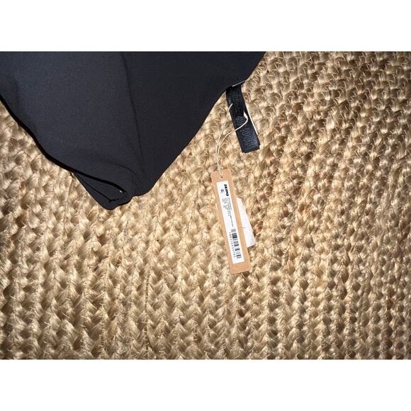 Skims full coverage back smoothing bra in onyx size 40D - NEW - Picture 3 of 3